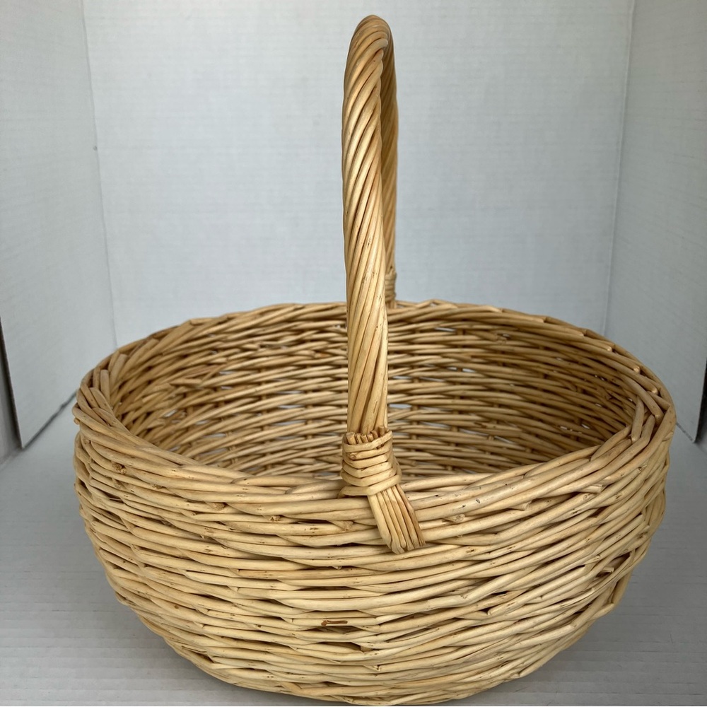 Natural Wicker Basket‎ with Handle - Neutral 10” height Easter Decor Planter